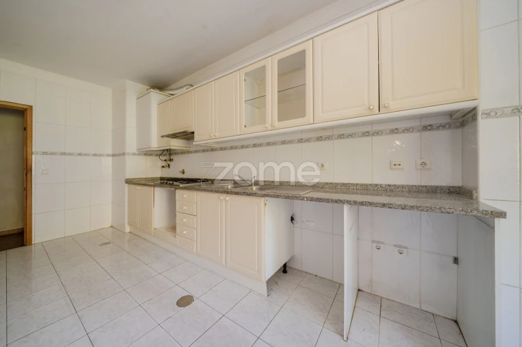 Apartamento T4 para Venda em Palmeira Foto 10
