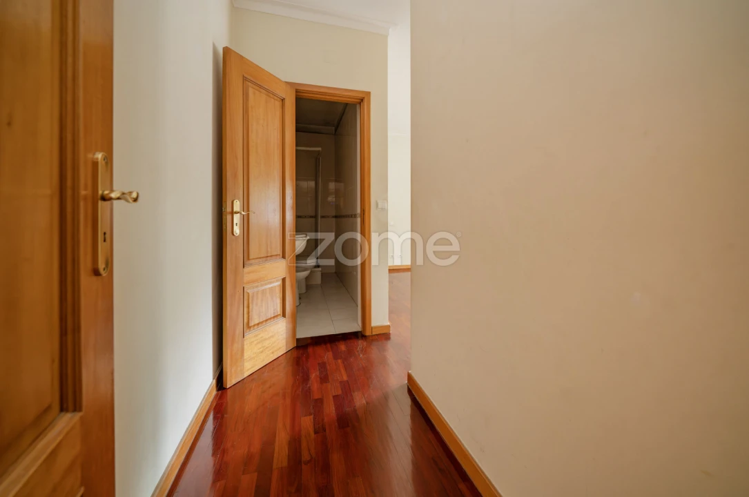Apartamento T4 para Venda em Palmeira Foto 12