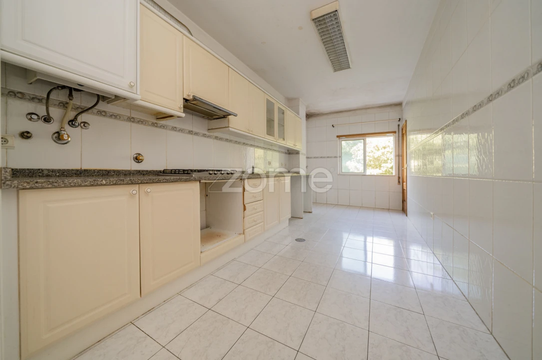 Apartamento T4 para Venda em Palmeira Foto 8