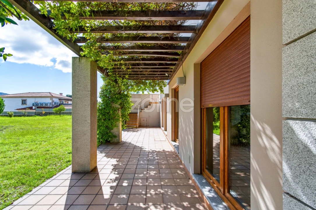 Moradia T4 para Venda em Seixas Foto 1