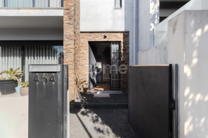 Moradia T3 para Venda em Mogege