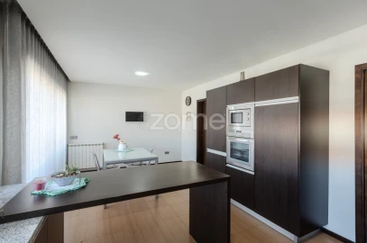 Moradia T3 para Venda em Mogege