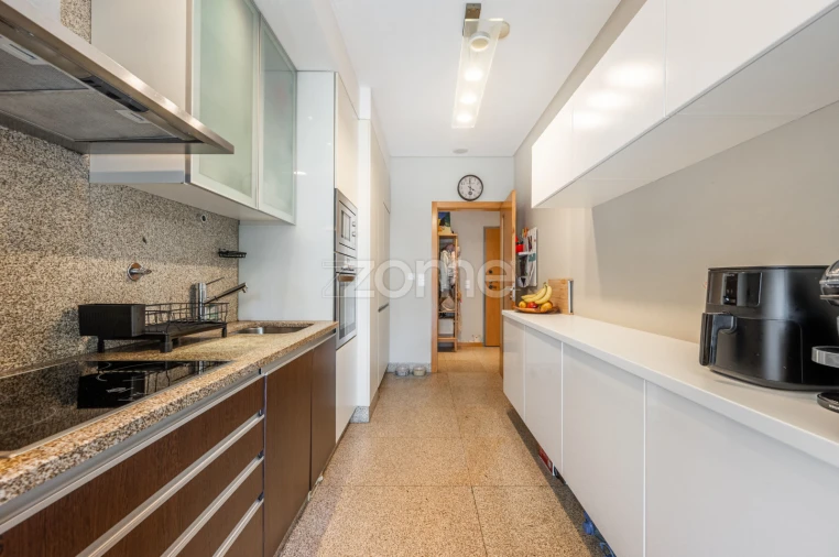 Apartamento T2 para Venda em Custóias, Leça do Balio e Guifões Foto 2