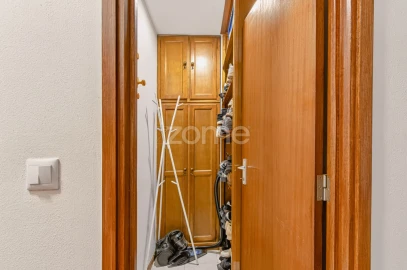 Apartamento T4 para Venda em Lordelo do Ouro e Massarelos