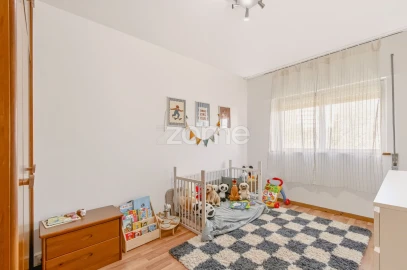 Apartamento T4 para Venda em Lordelo do Ouro e Massarelos