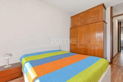 Apartamento T4 para Venda em Lordelo do Ouro e Massarelos