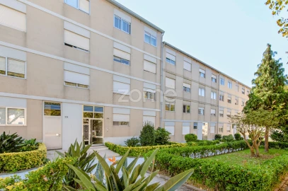 Apartamento T4 para Venda em Lordelo do Ouro e Massarelos
