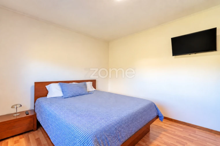 Apartamento T4 para Venda em Lordelo do Ouro e Massarelos Foto 14