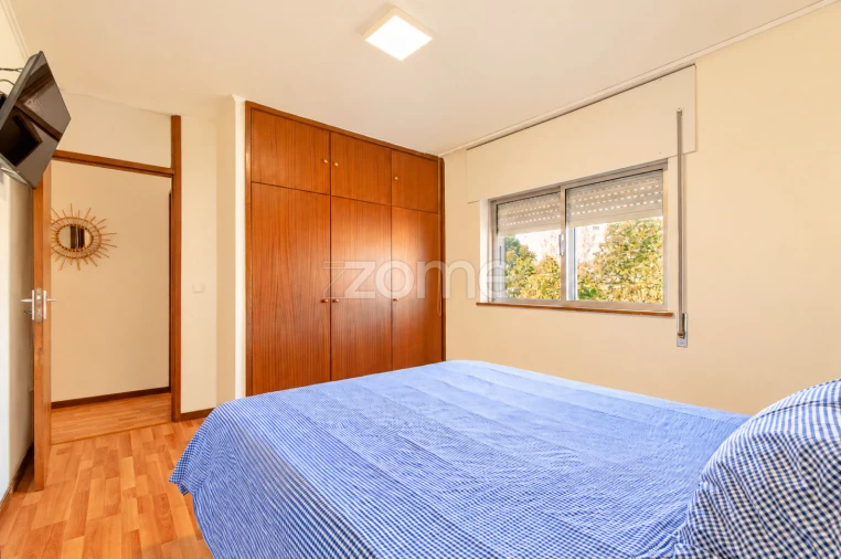 Apartamento T4 para Venda em Lordelo do Ouro e Massarelos Foto 15