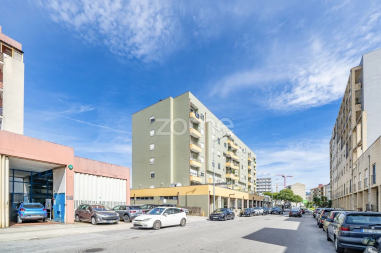 Apartamento T3 para Venda em Braga (Maximinos, Sé e Cividade) Foto 9