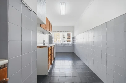 Apartamento T2 para Venda em São Domingos de Rana