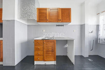 Apartamento T2 para Venda em São Domingos de Rana
