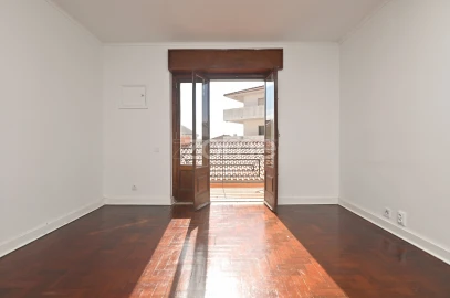 Apartamento T2 para Venda em São Domingos de Rana