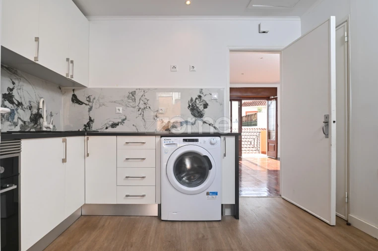 Apartamento T2 para Venda em São Domingos de Rana Foto 18