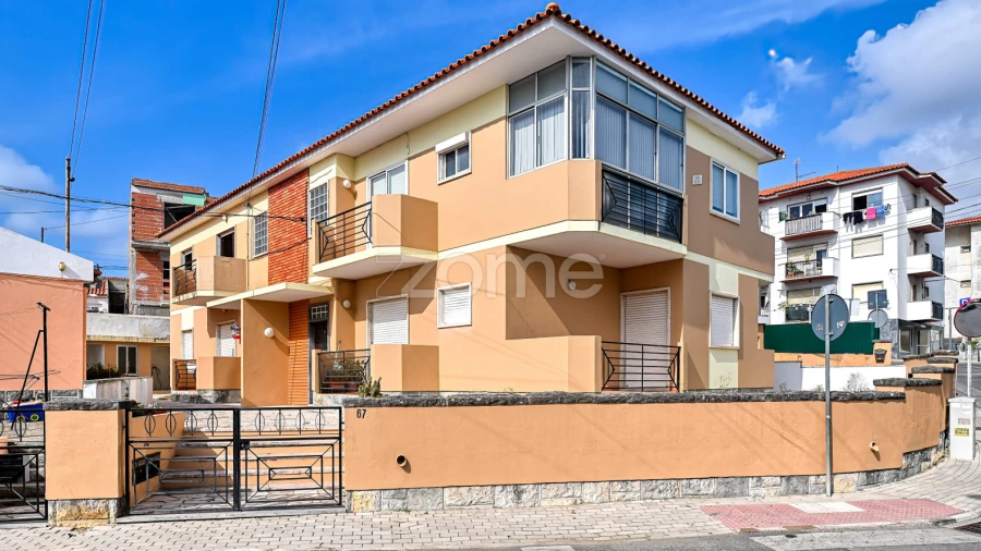 Apartamento T2 para Venda em São Domingos de Rana