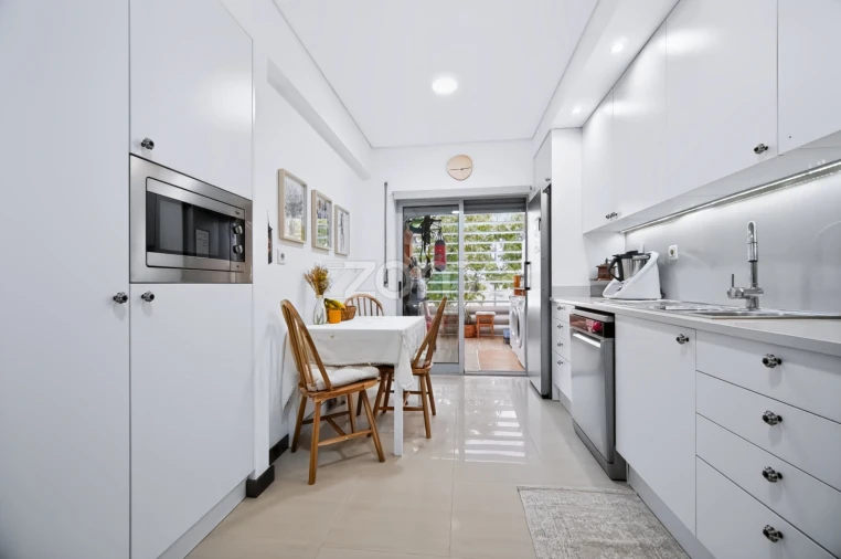 Apartamento T2 para Venda em Seixal, Arrentela e Aldeia de Paio Pires Foto 3