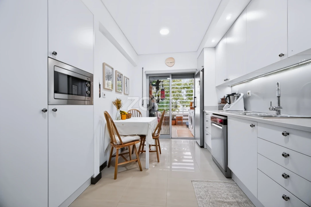 Apartamento T2 para Venda em Seixal, Arrentela e Aldeia de Paio Pires Foto 3