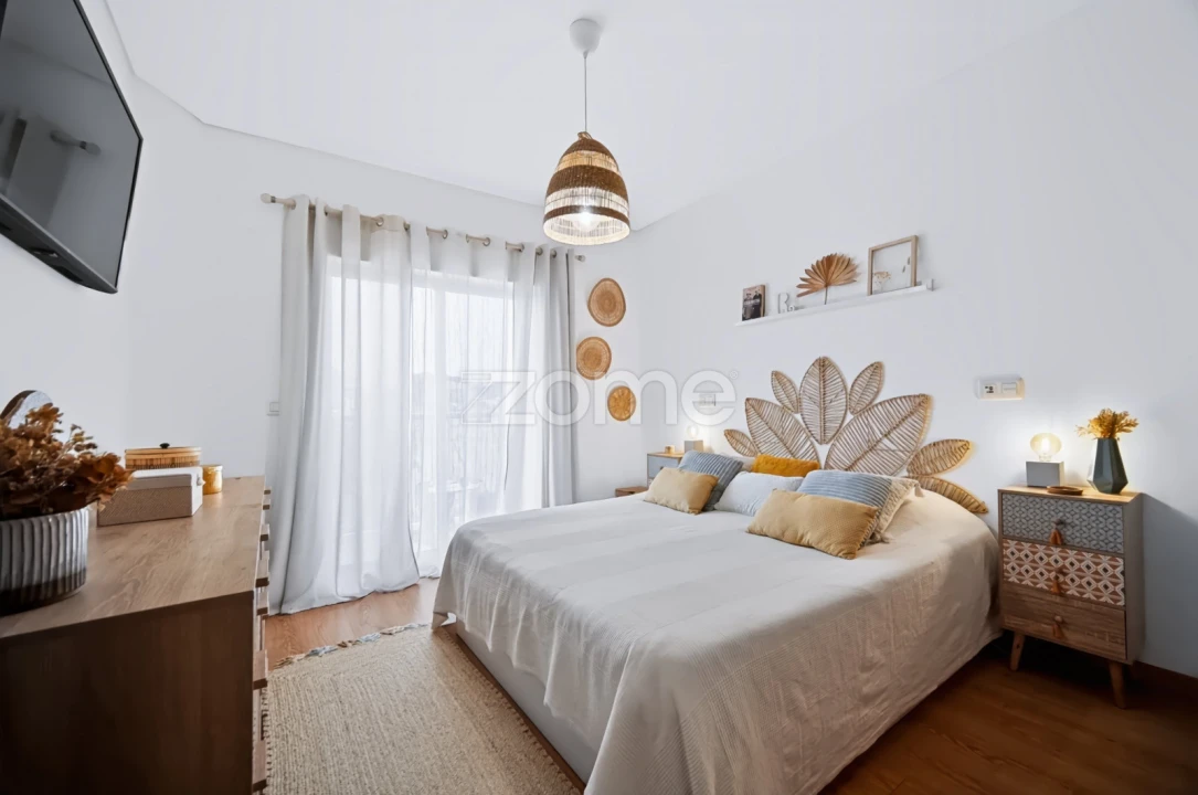 Apartamento T2 para Venda em Seixal, Arrentela e Aldeia de Paio Pires Foto 12