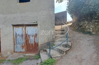 Moradia T2 para Venda em Almalagues