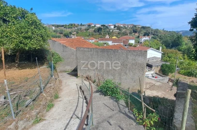 Moradia T2 para Venda em Almalagues