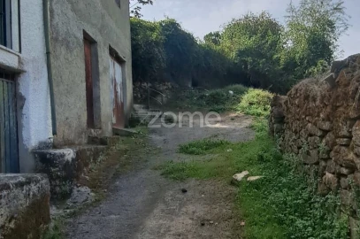 Moradia T2 para Venda em Almalagues