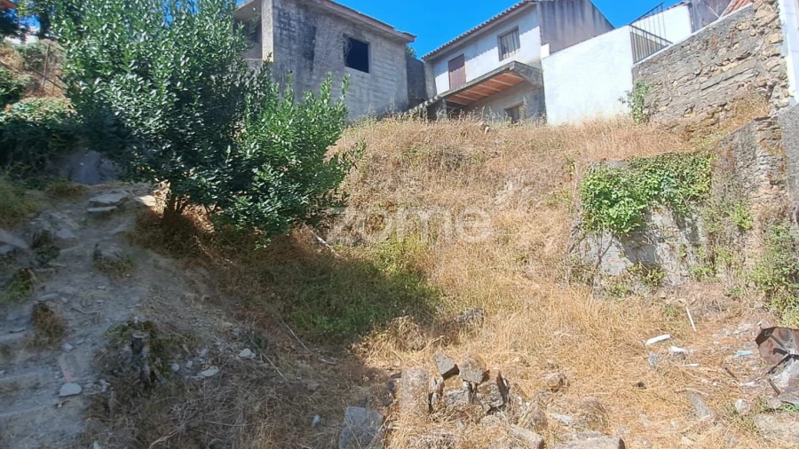 Moradia T2 para Venda em Almalagues