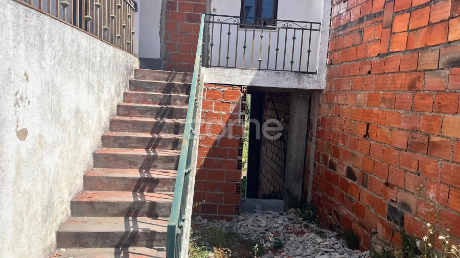 Moradia T3 para Venda em Almalagues