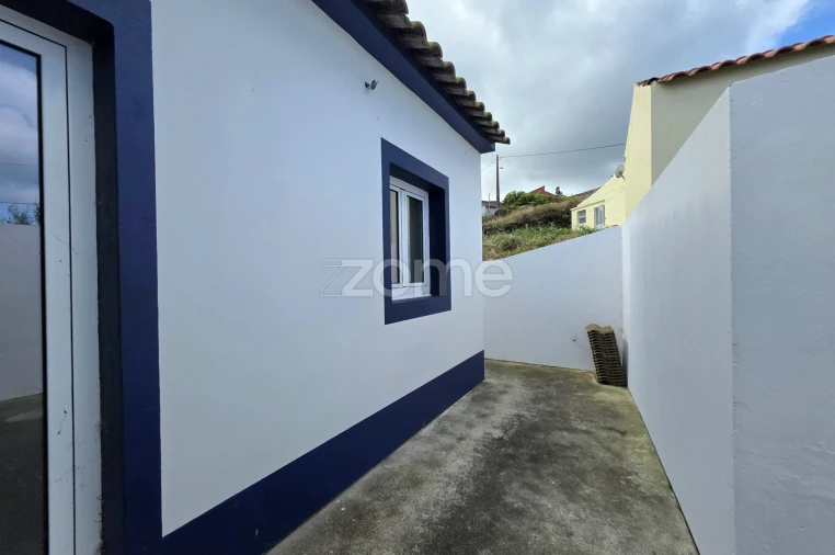 Moradia T3 para Venda em Lomba da Fazenda Foto 27