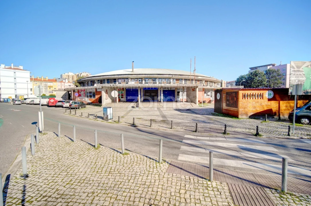 Apartamento T2 para Arrendamento em Benfica Foto 26