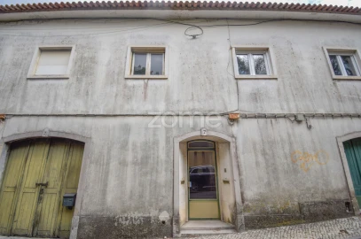 Prédio para Venda em Santa Maria e São Miguel, São Martinho, São Pedro Penaferrim
