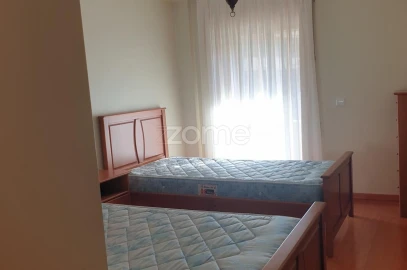 Apartamento T2 para Arrendamento em Aver-O-Mar, Amorim e Terroso