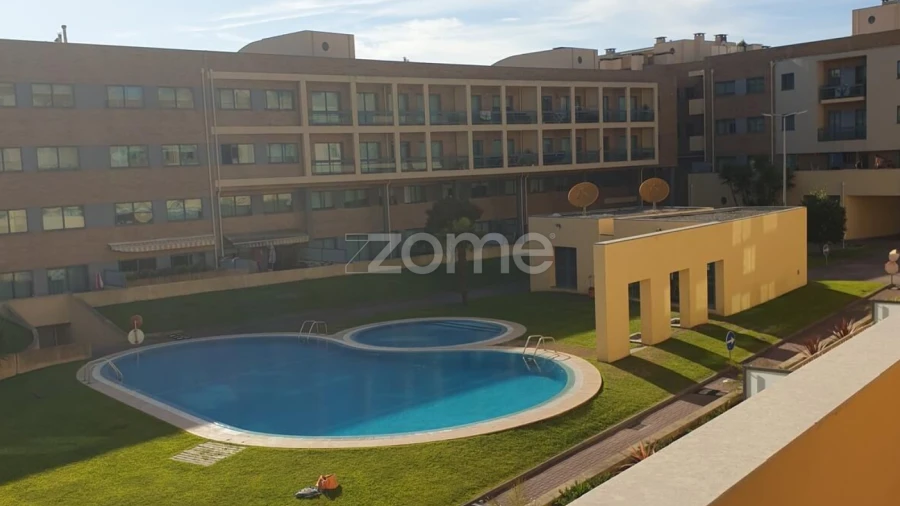 Apartamento T2 para Arrendamento em Aver-O-Mar, Amorim e Terroso