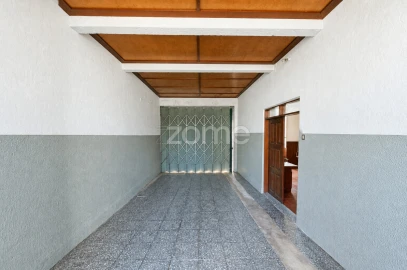 Moradia T4 para Venda em Salreu