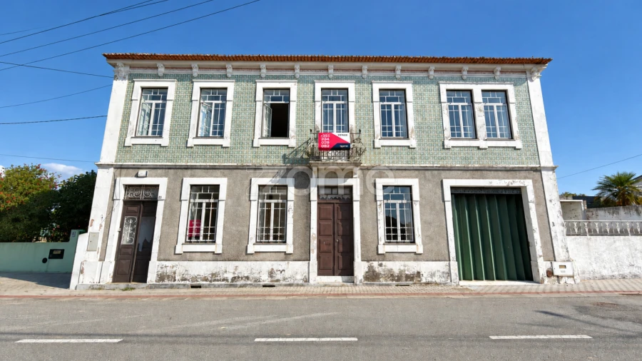 Moradia T4 para Venda em Salreu