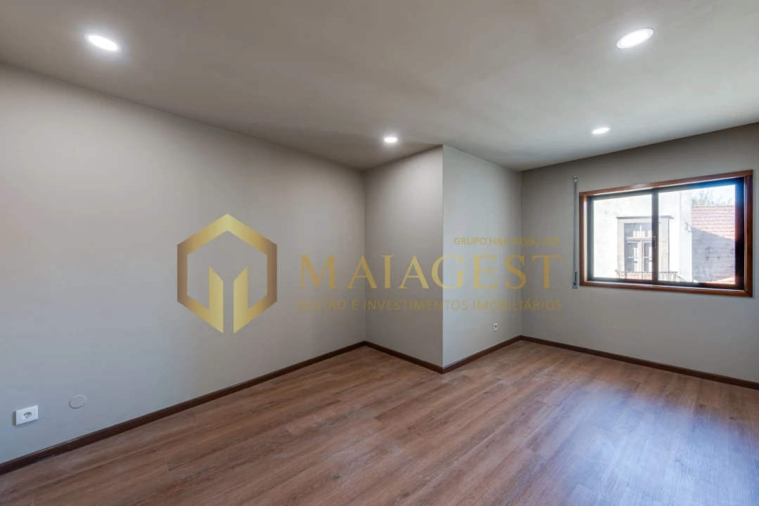 Apartamento T2 para Venda em Santa Marinha e São Pedro da Afurada Foto 4