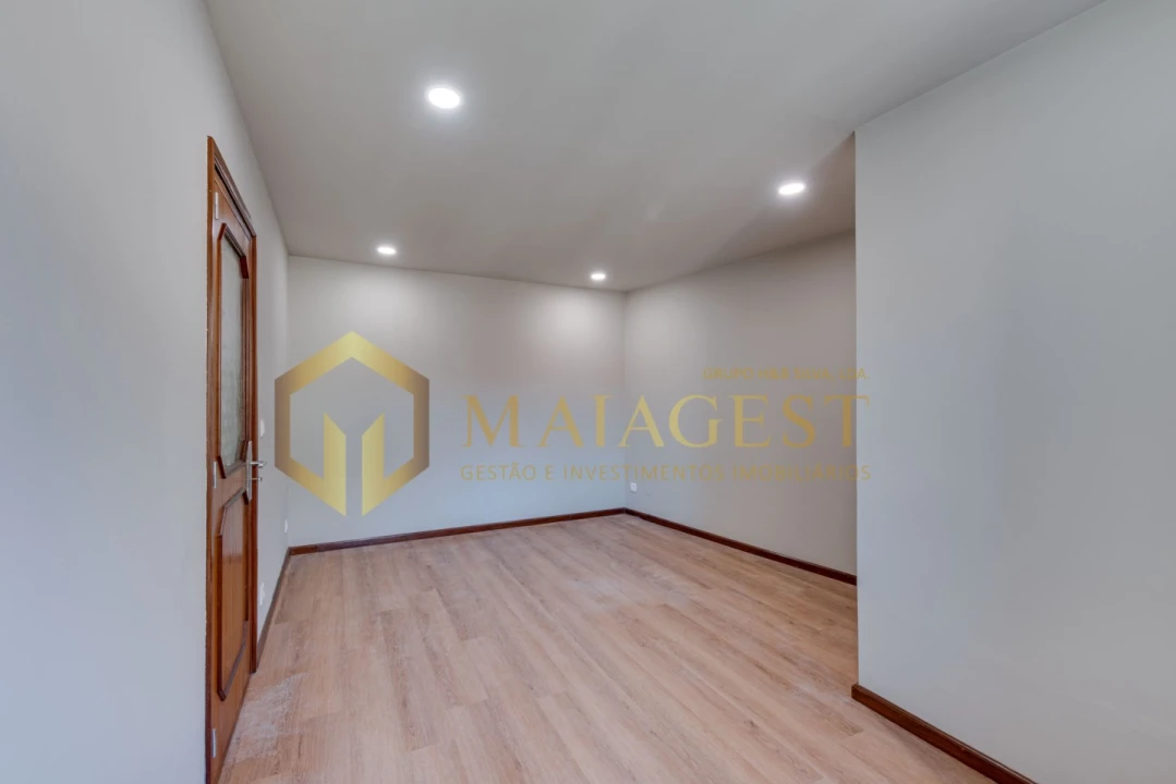 Apartamento T2 para Venda em Santa Marinha e São Pedro da Afurada Foto 7
