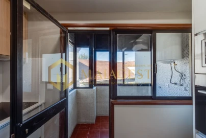 Apartamento T2 para Venda em Santa Marinha e São Pedro da Afurada