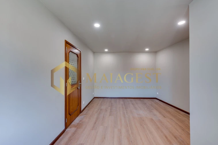 Apartamento T2 para Venda em Santa Marinha e São Pedro da Afurada Foto 6