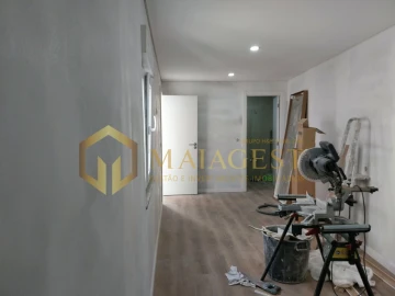 Moradia T3 para Venda em Mafamude e Vilar do Paraíso