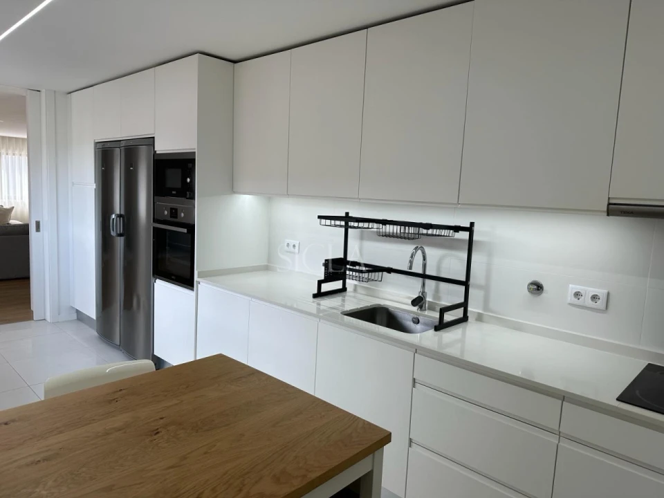 Apartamento T3 para Arrendamento em Gulpilhares e Valadares Foto 11
