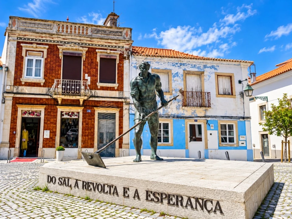 Apartamento T4 para Venda em Alcochete Foto 4