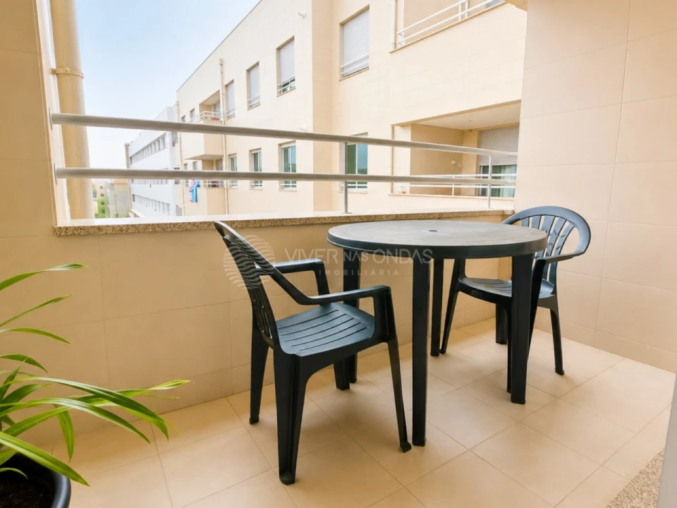 Apartamento T1 para Venda em Mafamude e Vilar do Paraíso Foto 1