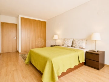 Apartamento T1 para Venda em Mafamude e Vilar do Paraíso
