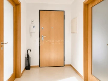 Apartamento T1 para Venda em Mafamude e Vilar do Paraíso