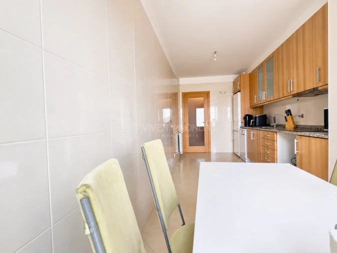 Apartamento T1 para Venda em Mafamude e Vilar do Paraíso Foto 11