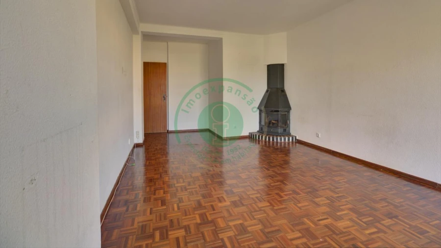 Apartamento T2 para Venda em Buarcos Foto 5
