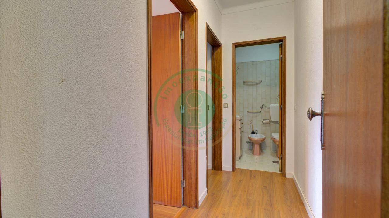 Apartamento T2 para Venda em Buarcos Foto 12