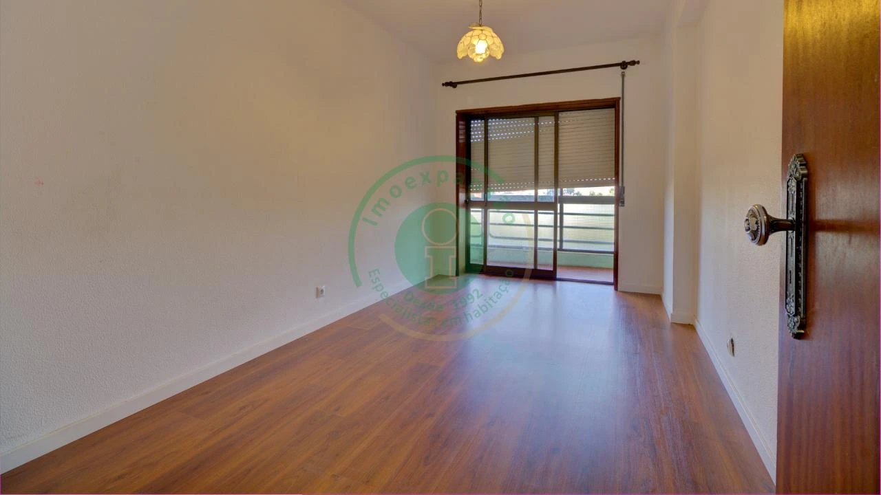 Apartamento T2 para Venda em Buarcos Foto 13