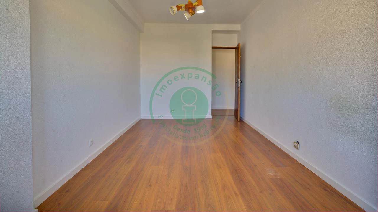 Apartamento T2 para Venda em Buarcos Foto 19