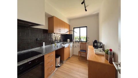 Apartamento T1 para Arrendamento em Alvor